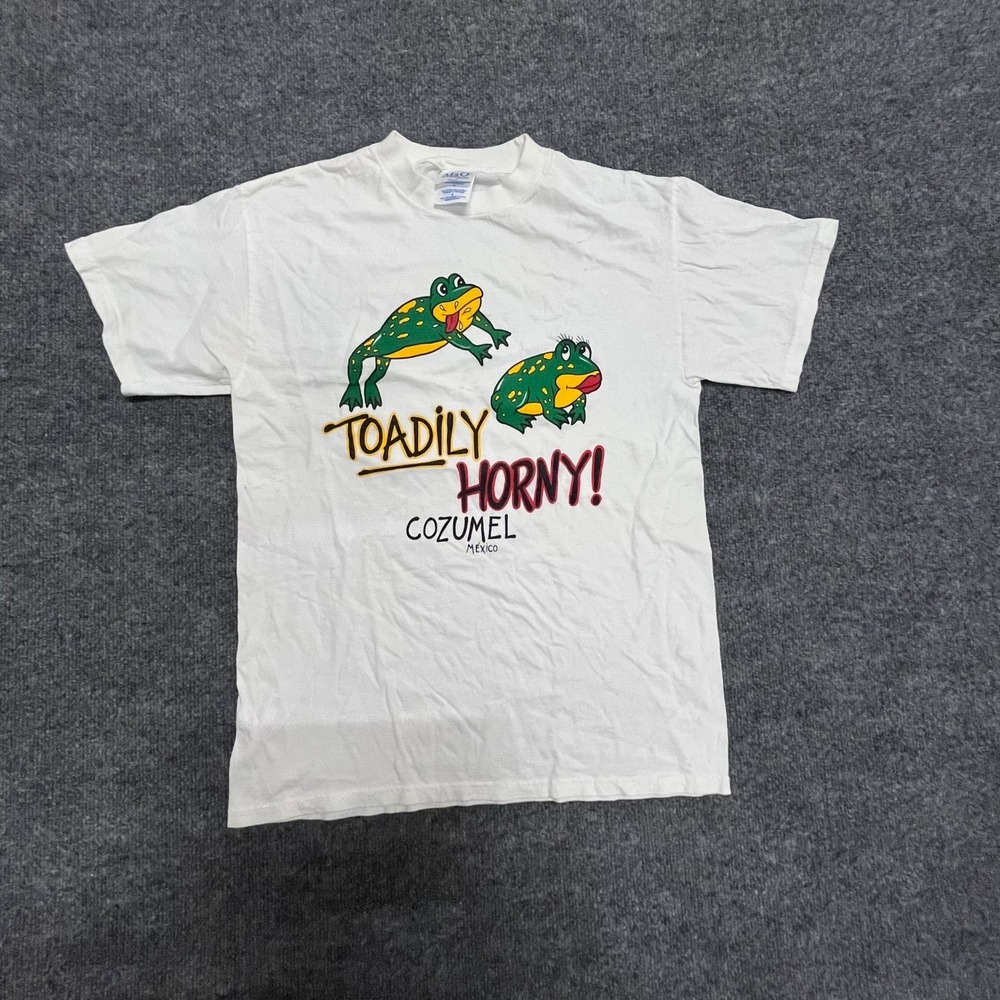 M&O Knits T-Shirt Mens Size M White Graphic Toadily Horny Cozumel Mexico Cotton